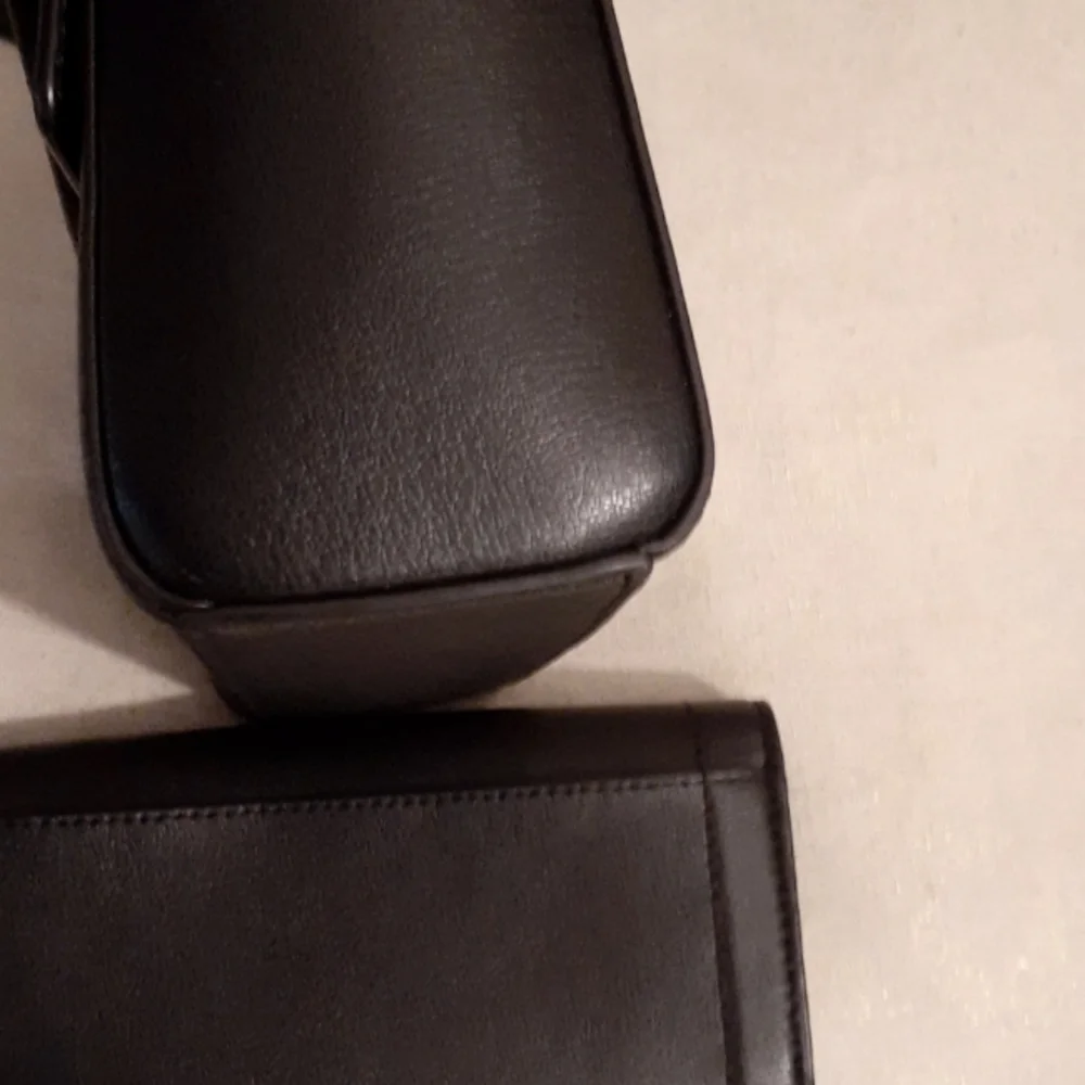 MICHAEL KORS PURSE N WALLET CROSSBODY SET - Picture 9 of 12